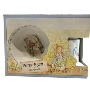 Peter Rabbit Wedgwood 3-Piece Children’s Set Mug Bowl Plate Boxed Made in Englan
